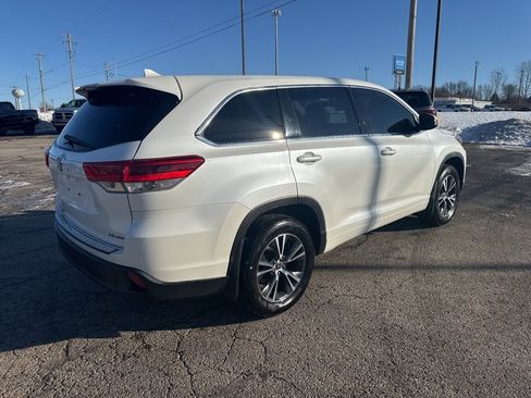 Used 2018 Toyota Highlander Plus image 6