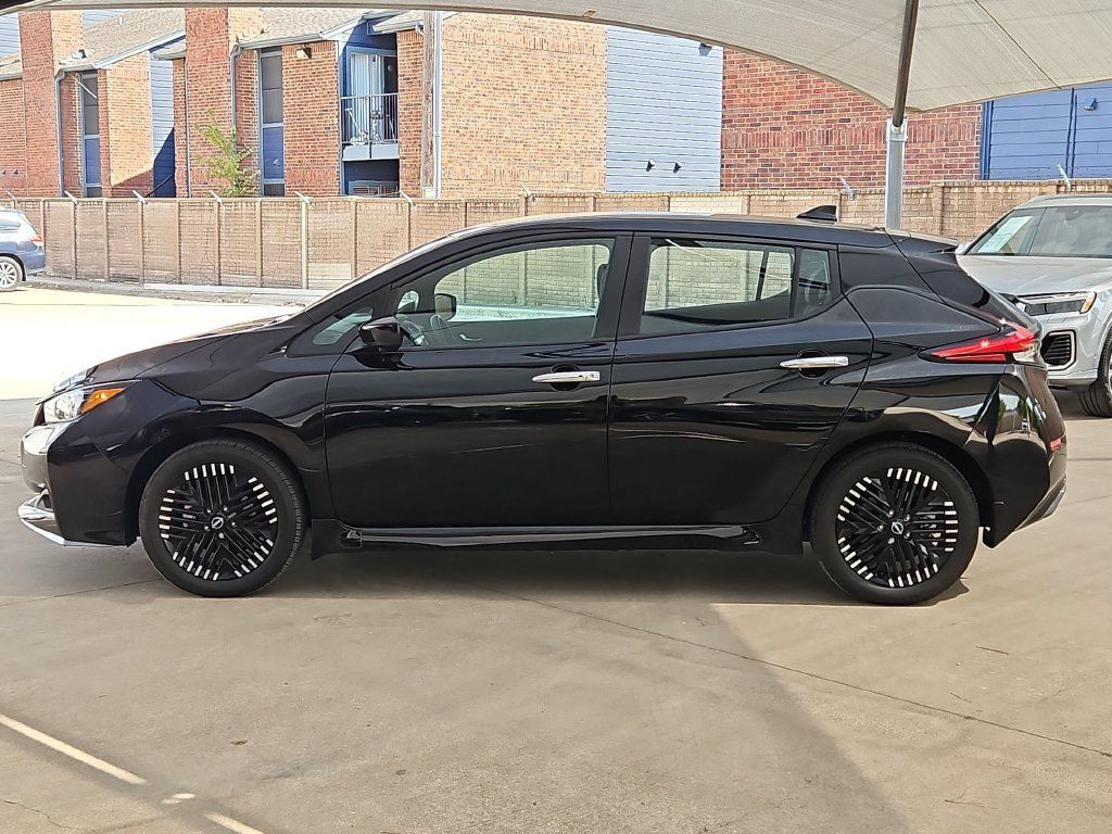 Certified 2023 Nissan Leaf SV Plus FWD image 4