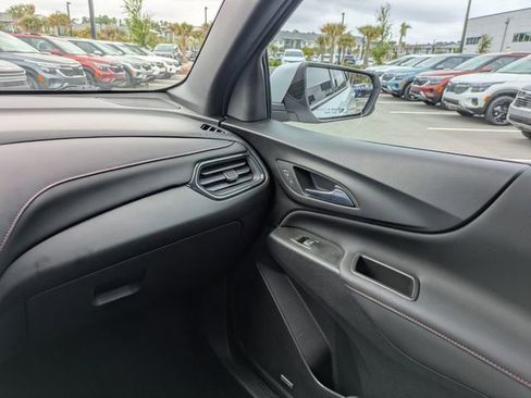 Used 2023 Chevrolet Equinox RS w/ RS Leather Package FWD image 18