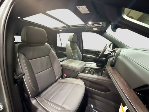 New 2026 Chevrolet Tahoe Premier w/ Sun And Tow Package image 31