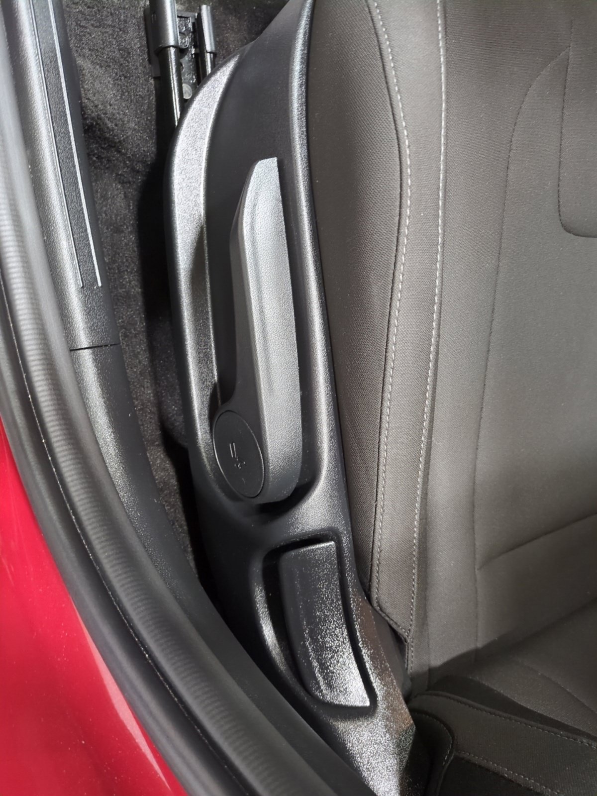 Used 2025 Hyundai Elantra Sport FWD image 19