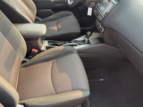 Used 2019 Mitsubishi Outlander Sport ES FWD image 13