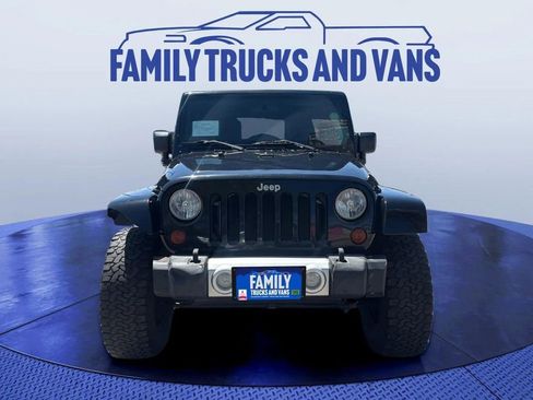 Used 2010 Jeep Wrangler Unlimited Sahara w/ Limited Group AWD/4WD image 8