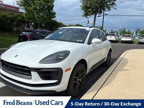 Used 2022 Porsche Macan S AWD/4WD image 3