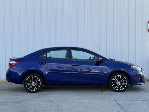 Used 2014 Toyota Corolla S image 3