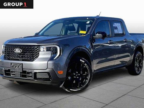 Certified 2025 Ford Maverick Lariat w/ Black Appearance Package image 1