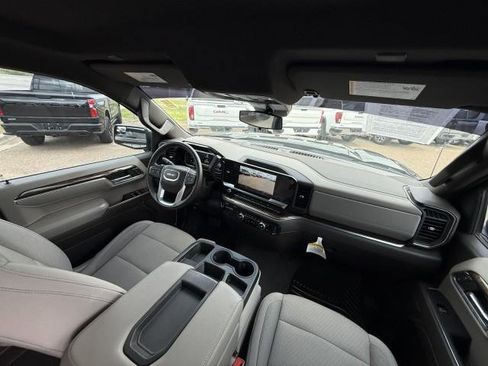 Used 2023 GMC Sierra 1500 SLE RWD image 39