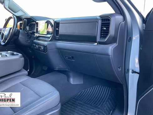 Used 2025 Chevrolet Silverado 1500 LT image 16