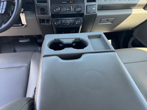 Used 2019 Ford F450 XL w/ Power Equipment Group image 17