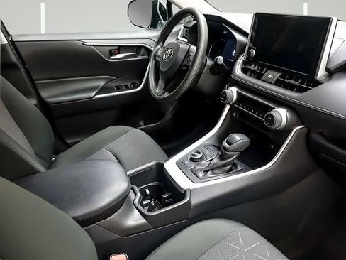 Certified 2025 Toyota RAV4 XLE AWD/4WD image 25