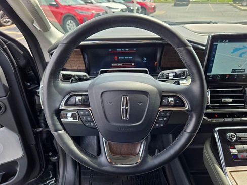Used 2023 Lincoln Navigator Black Label image 36
