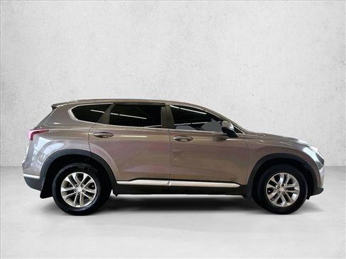 Used 2020 Hyundai Santa Fe SE FWD image 5