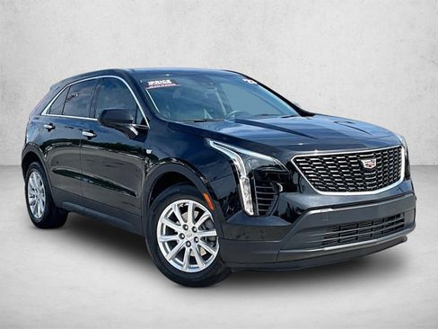 Used 2023 Cadillac XT4 Luxury FWD image 12