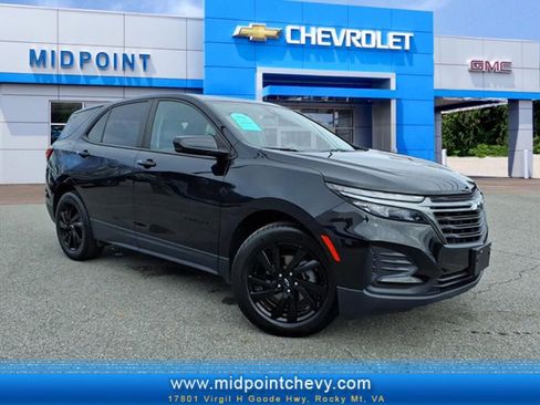 Used 2023 Chevrolet Equinox LS w/ LS Convenience Package image 1