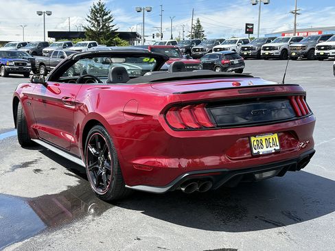 Certified 2018 Ford Mustang GT Premium w/ Black Accent Package RWD image 10