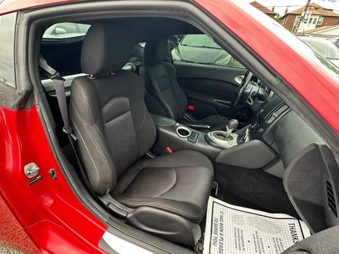 Used 2013 Nissan 370Z Coupe RWD image 16