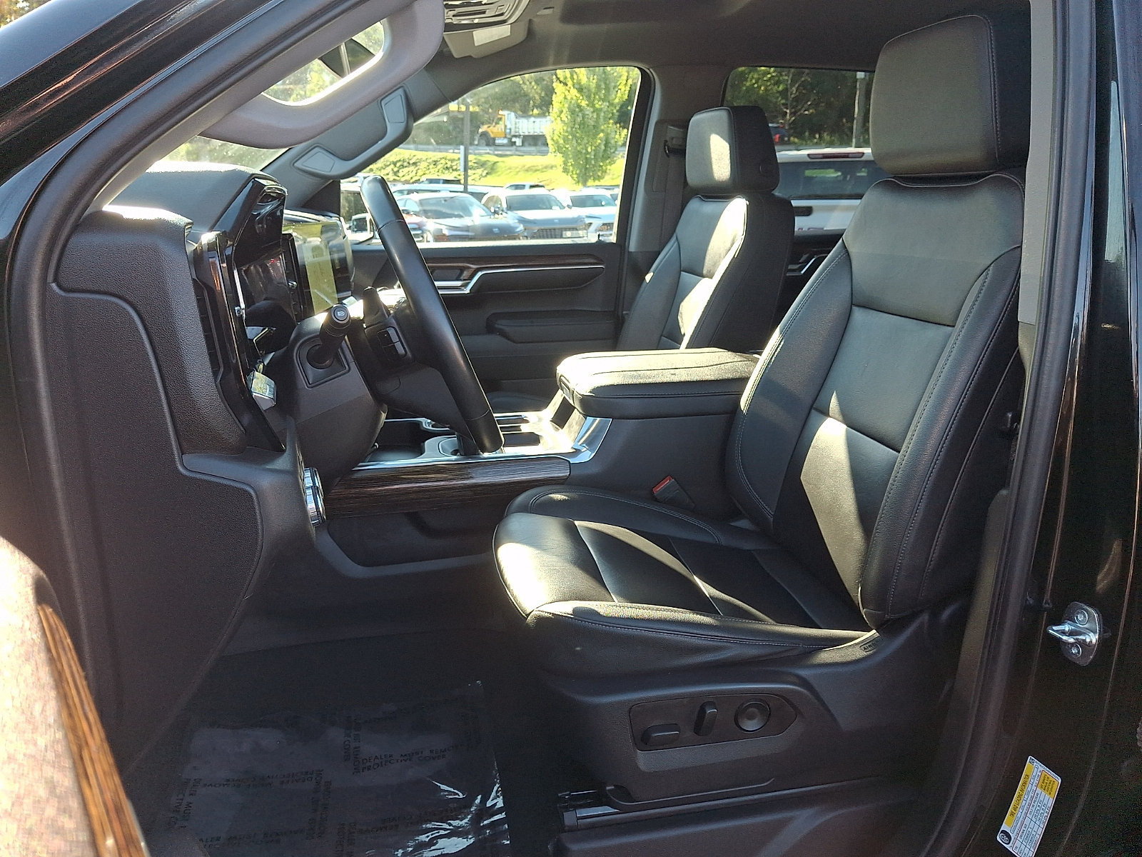 Used 2023 GMC Sierra 1500 Elevation w/ Elevation Premium Package AWD/4WD image 14
