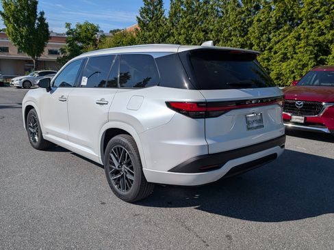 New 2026 Lexus TX 350 AWD image 3