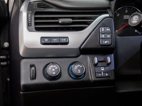 Used 2017 Chevrolet Tahoe Premier image 22