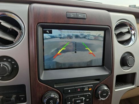 Used 2014 Ford F150 King Ranch w/ King Ranch Luxury Package AWD/4WD image 11