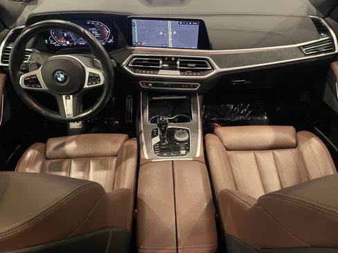 Certified 2022 BMW X7 xDrive40i w/ M Sport Package image 16