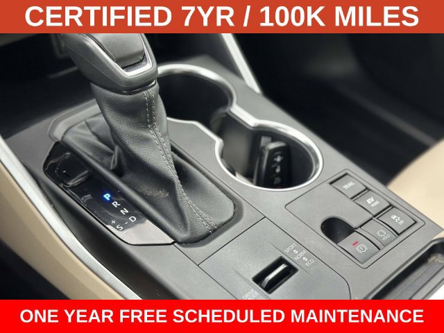 Used 2023 Toyota Highlander XLE AWD/4WD image 23