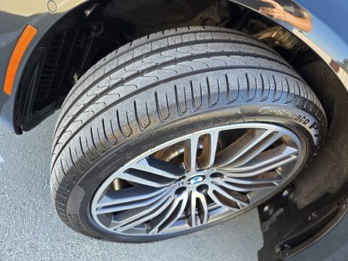 Used 2017 BMW 540i RWD image 15