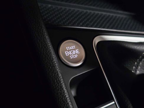 New 2026 Volkswagen Jetta SE image 33