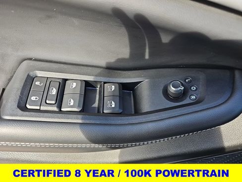 Used 2023 Jeep Grand Cherokee Limited w/ Luxury Tech Group II image 29