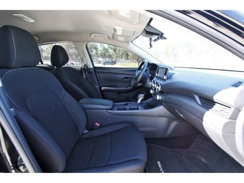 Used 2025 Nissan Sentra S image 26