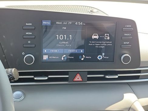 New 2026 Hyundai Elantra SEL Sport FWD image 13