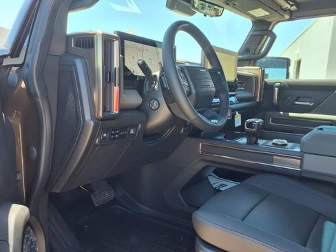 New 2025 GMC Hummer EV 3X w/ LPO, Dark Essentials Package AWD/4WD image 14