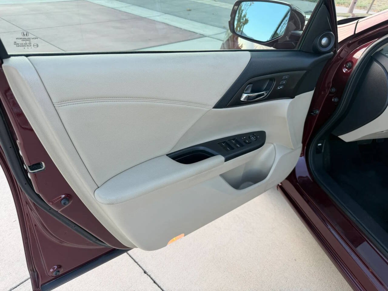 Used 2013 Honda Accord EX-L image 16