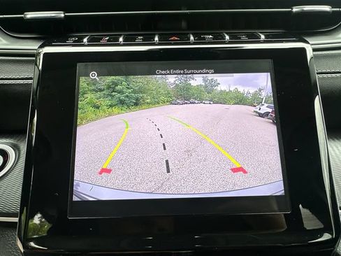 Used 2023 Jeep Grand Cherokee Laredo X w/ Luxury Tech Group I AWD/4WD image 37