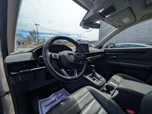 Used 2025 Honda CR-V EX-L image 12