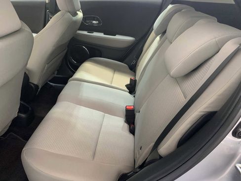 Used 2021 Honda HR-V EX image 10