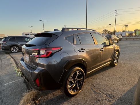 Used 2024 Subaru Crosstrek 2.0i Premium AWD/4WD image 2