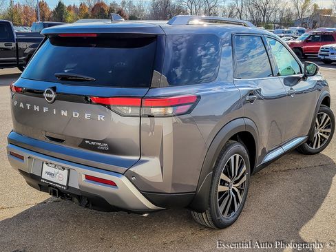 New 2025 Nissan Pathfinder Platinum image 7