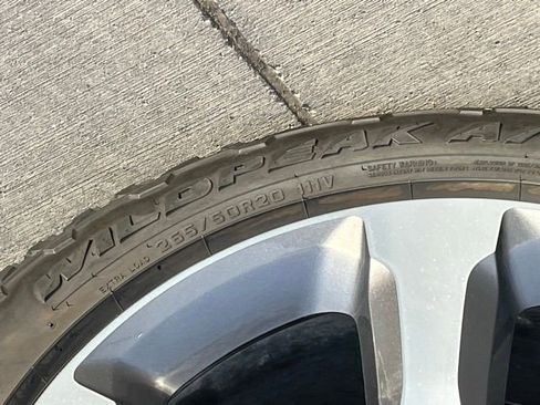 Used 2022 Jeep Grand Cherokee Limited 4xe w/ Luxury Tech Group II image 7