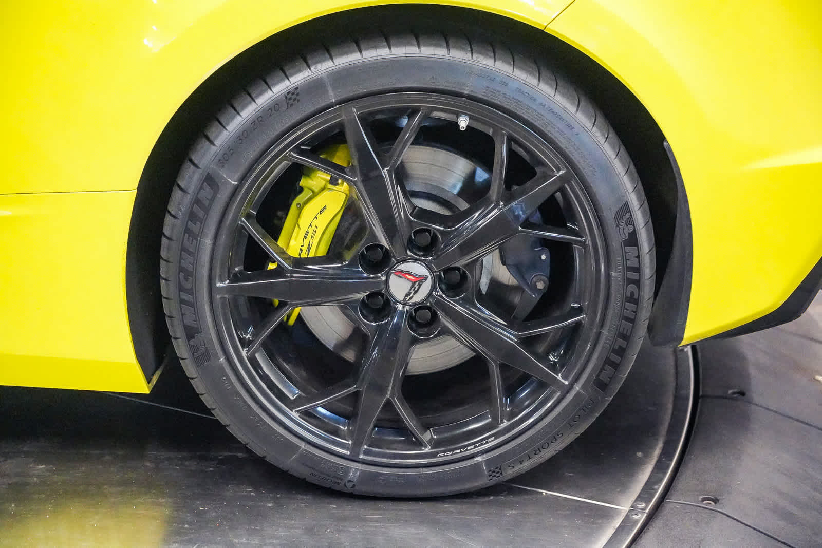 Used 2022 Chevrolet Corvette Stingray Preferred Cpe w/ Z51 Performance Package RWD image 10