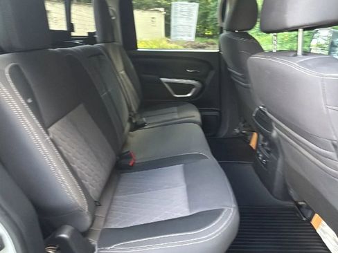 Used 2021 Nissan Titan SV w/ SV Convenience Package image 20