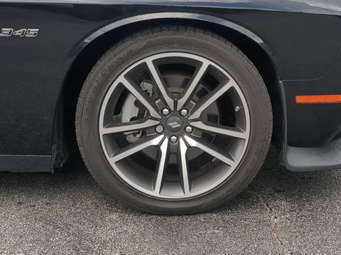 Certified 2023 Dodge Challenger R/T RWD image 11