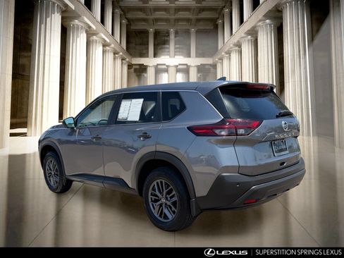 Used 2021 Nissan Rogue S FWD image 6