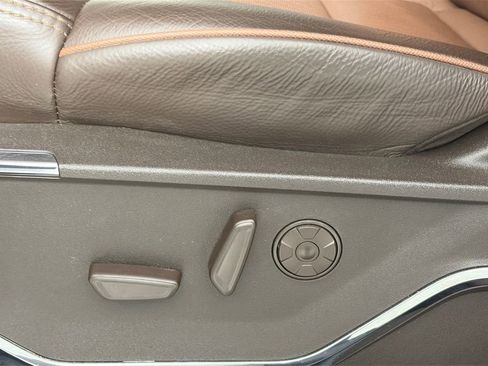 Used 2025 Ford F450 King Ranch w/ Chrome Package image 27