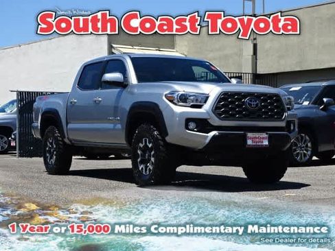 Certified 2023 Toyota Tacoma TRD Off-Road AWD/4WD image 1