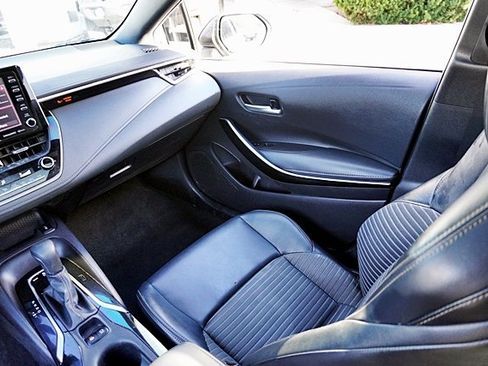 Used 2022 Toyota Corolla XSE image 21