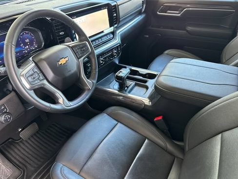 Used 2024 Chevrolet Silverado 1500 LTZ w/ LTZ Convenience Package II AWD/4WD image 10