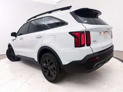 Used 2022 Kia Sorento S w/ Panoramic Sunroof Package image 11