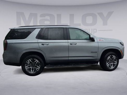 Used 2025 Chevrolet Tahoe Z71 w/ Comfort Package AWD/4WD image 6