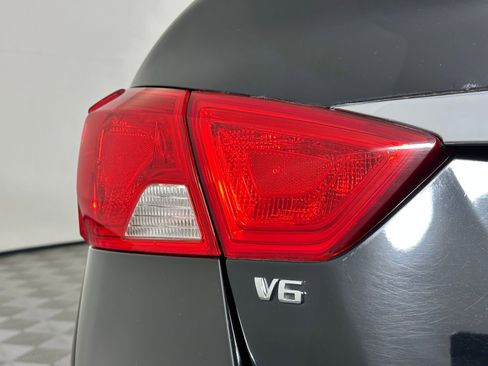 Used 2015 Chevrolet Impala LT image 12